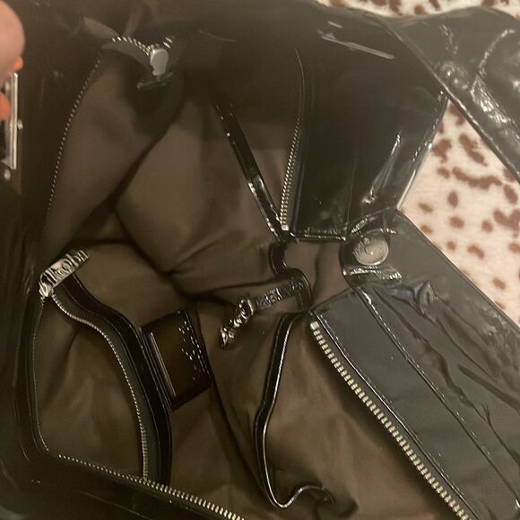 Kooba Y2K Early 2000's Vintage Rio Black Patent Leather Shoulder Bag - Picture 8 of 14